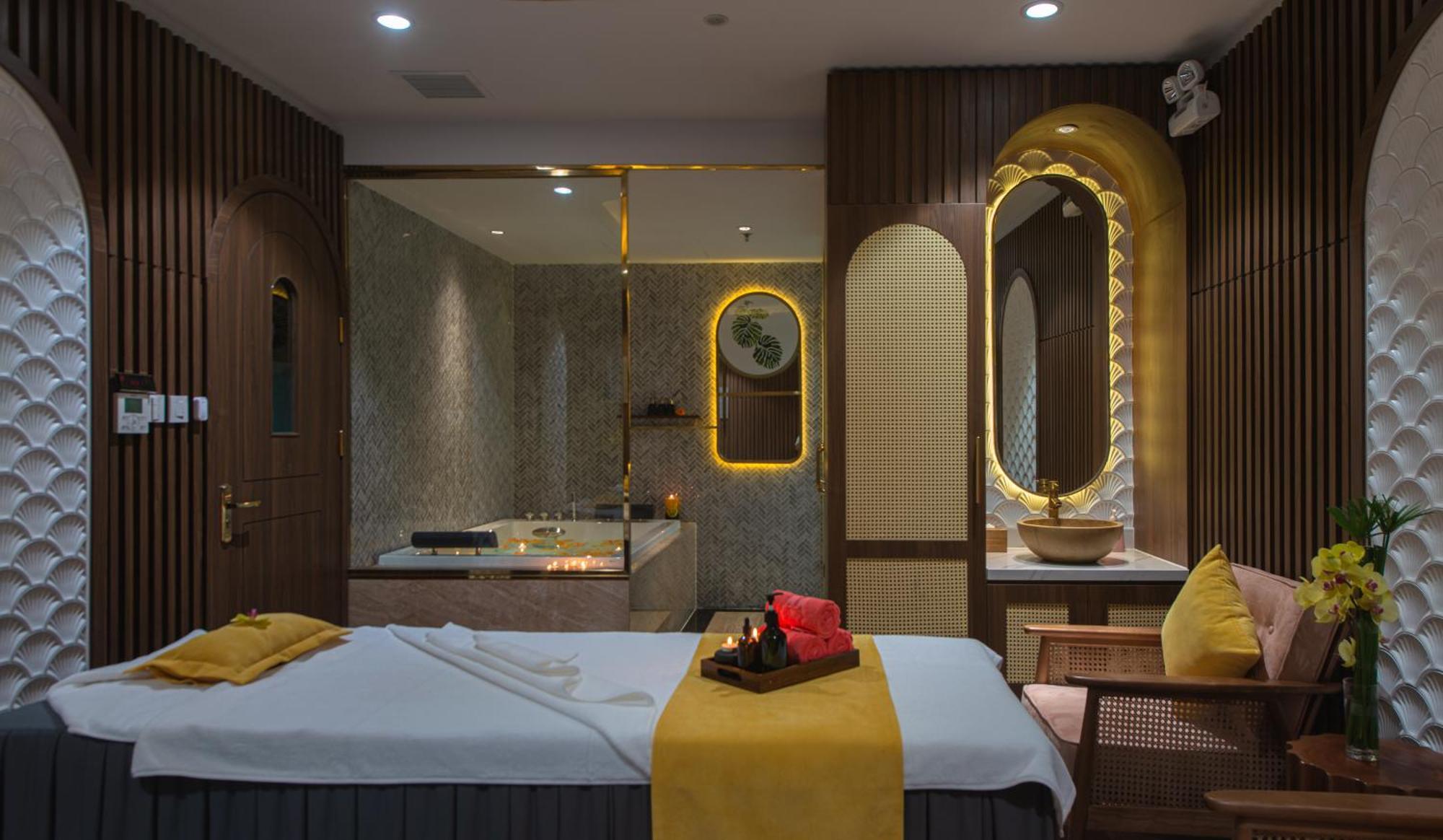 Grand Tourane Nha Trang Hotel Extérieur photo