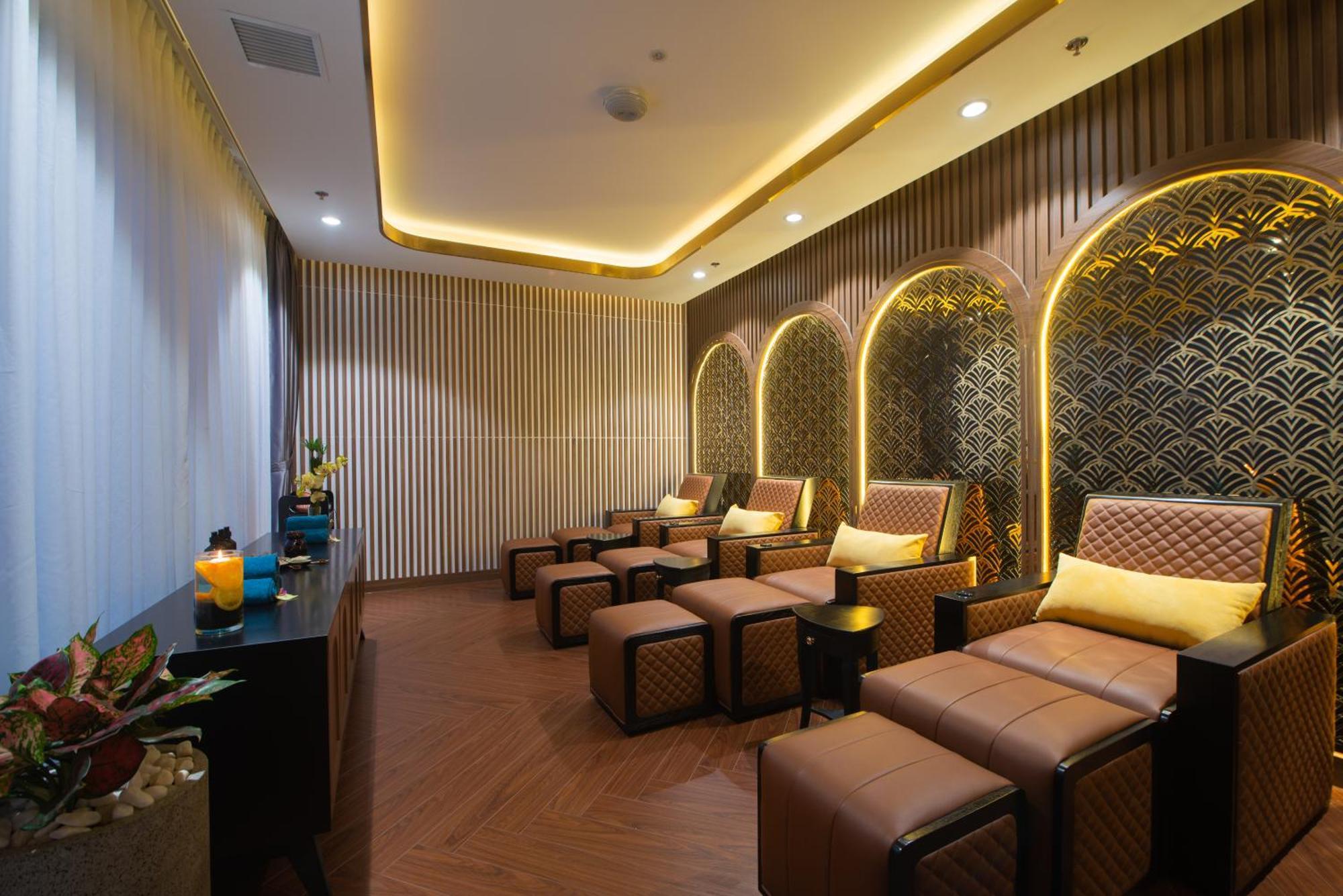 Grand Tourane Nha Trang Hotel Extérieur photo